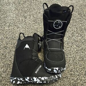 Burton Grom Boa Snowboard Boots (Size 1)